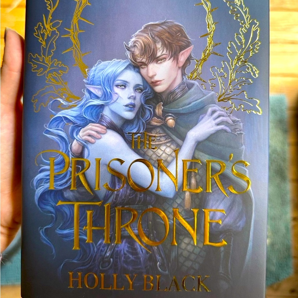 The Prisoners throne by Holly black FairyLoot special first hardback edition